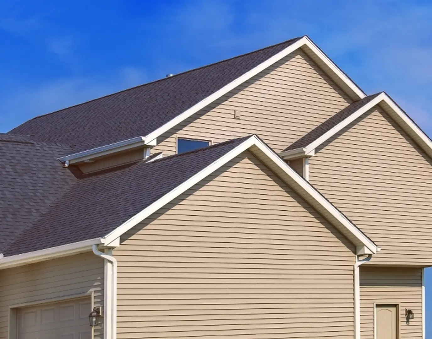 Siding Contractor In Calgary BroConstruction