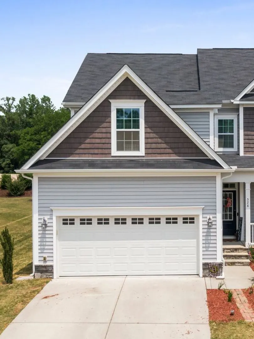 The Cost of Building a Garage in Calgary: A Breakdown - Bro Construction Calgary