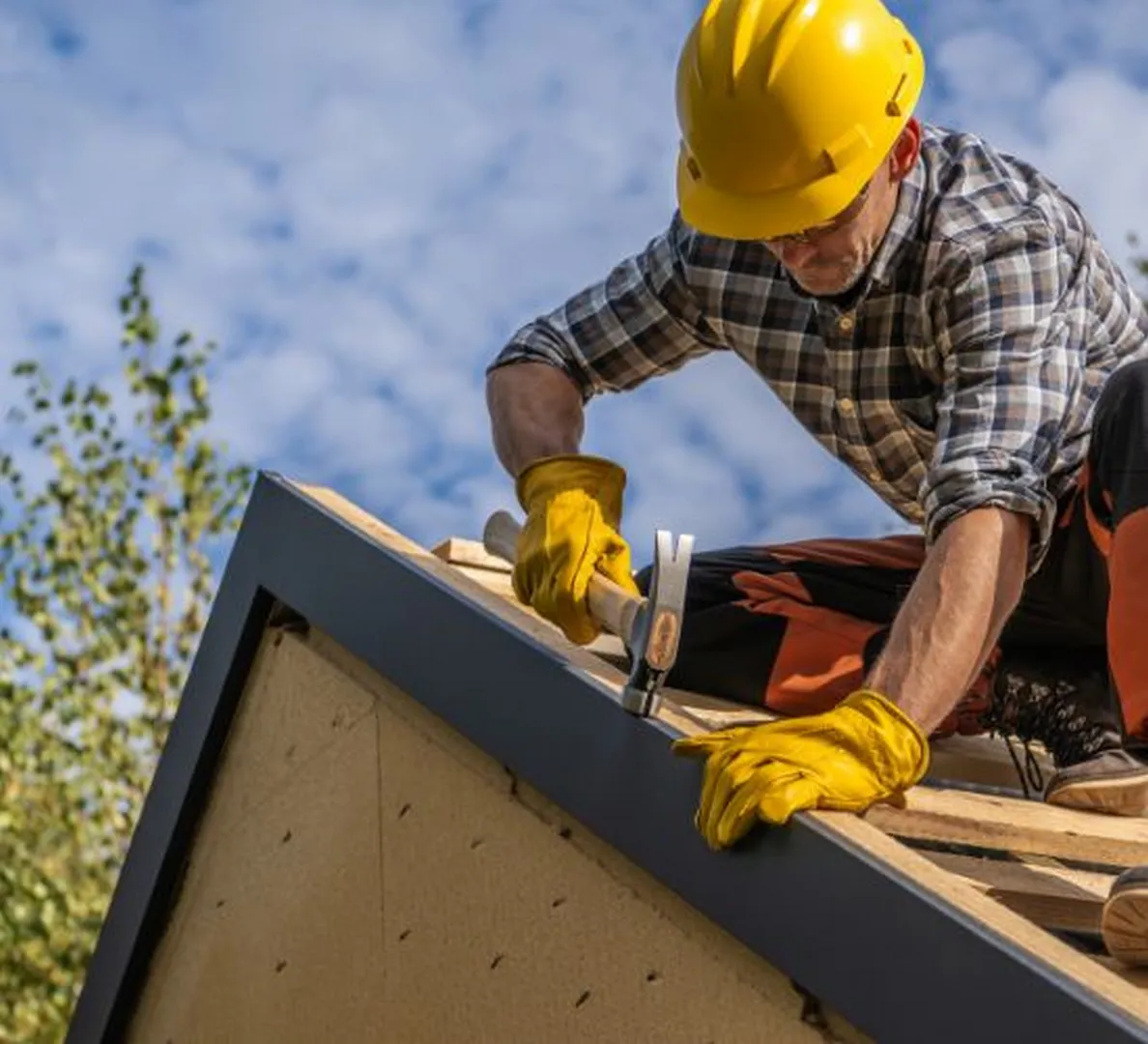 Energy-Efficient Roofing Options for Calgary Homes - Bro Construction Calgary